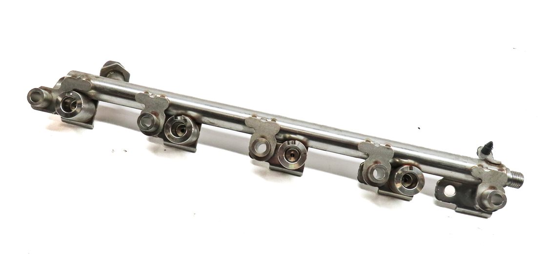 Thumbnail 3: 2016 RANGE ROVER EVOQUE (L538) 2.0L TURBO ENGINE FUEL RAIL w/ PRESSURE SENSOR