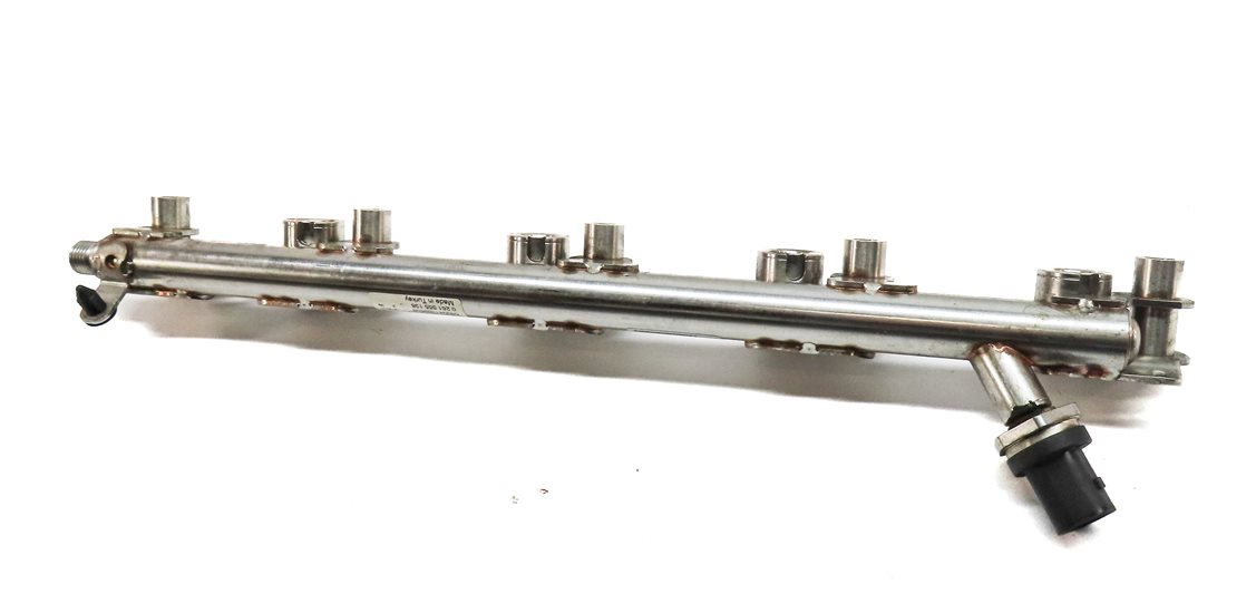 Thumbnail 4: 2016 RANGE ROVER EVOQUE (L538) 2.0L TURBO ENGINE FUEL RAIL w/ PRESSURE SENSOR