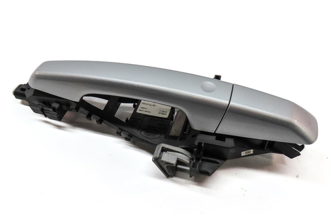 12-17 RANGE ROVER EVOQUE L494 L405 L538 REAR RIGHT PASSIVE DOOR HANDLE (SILVER)