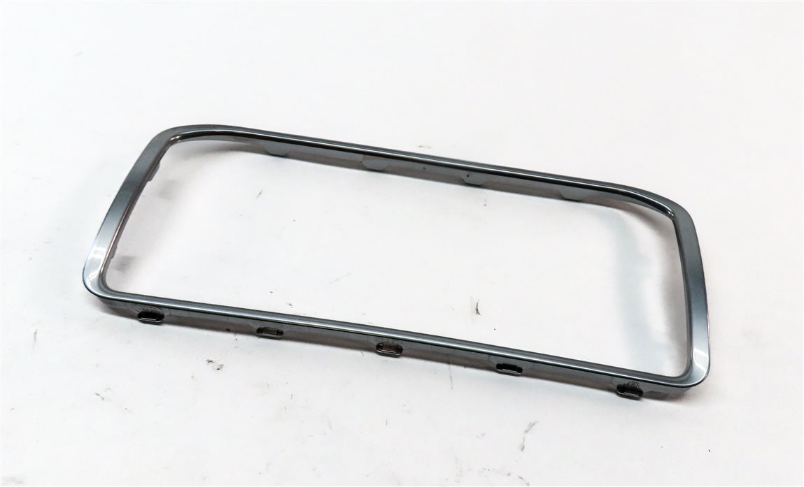 Thumbnail 1: 2016 RANGE ROVER EVOQUE (L538) FRONT DASH MEDIA INFORMATION SCREEN TRIM BEZEL