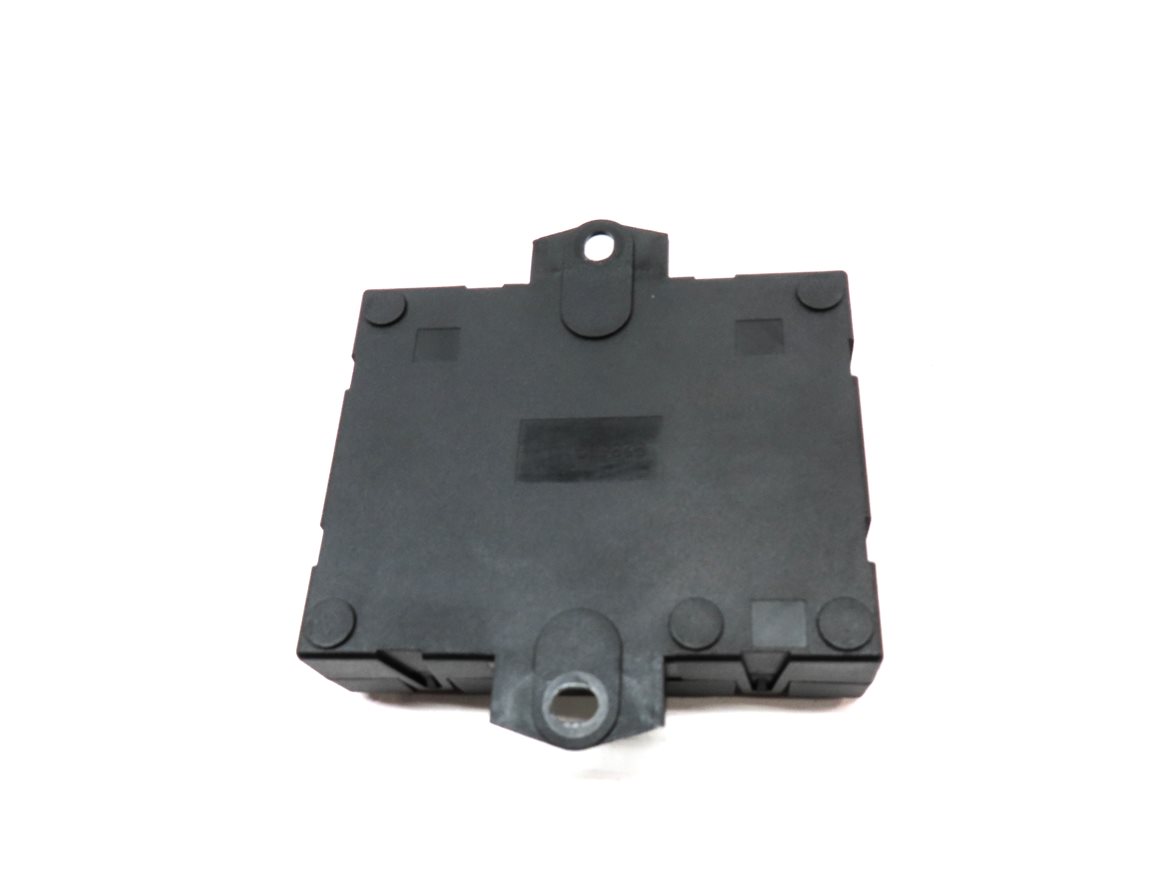 Thumbnail 5: 2016 RANGE ROVER EVOQUE (L538) REAR CARGO TAILGATE LIFTGATE CONTROL MODULE