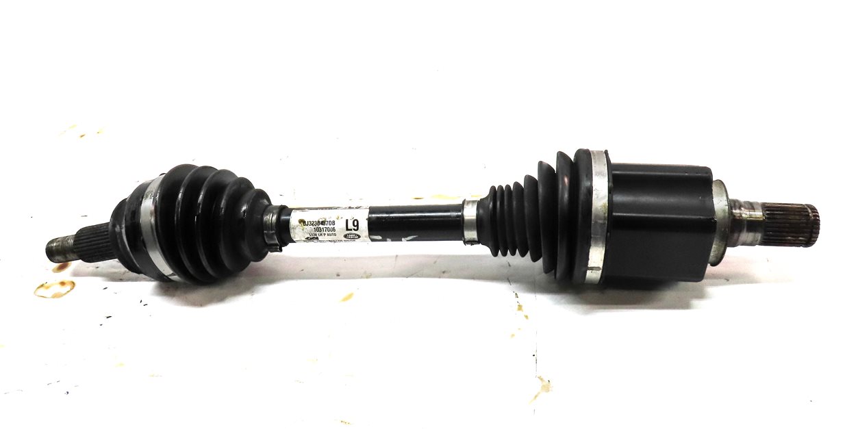 Thumbnail 2: 2012-2017 RANGE ROVER EVOQUE / DISCOVERY SPORT (L538 L550) LEFT FRONT AXLE SHAFT