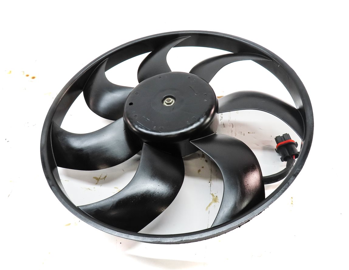 Thumbnail 2: 12-17 LR2 DISCOVERY SPORT EVOQUE (L538 L550) LARGE RADIATOR COOLING FAN & MOTOR