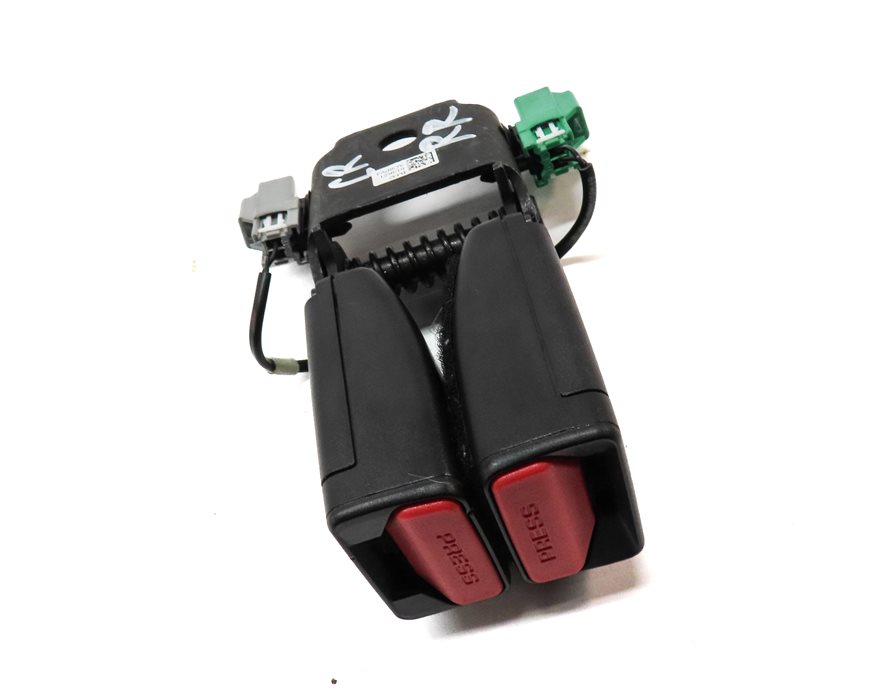 Thumbnail 3: 2016 RANGE ROVER EVOQUE (L538) REAR CENTER / RIGHT SEATBELT BUCKLE RECEVER SET/2