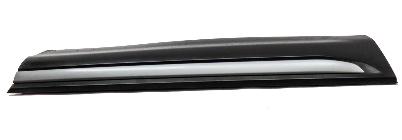 Thumbnail 2: 12-19 RANGE ROVER EVOQUE L538 FRONT LEFT DRIVER EXTERIOR LOWER DOOR TRIM