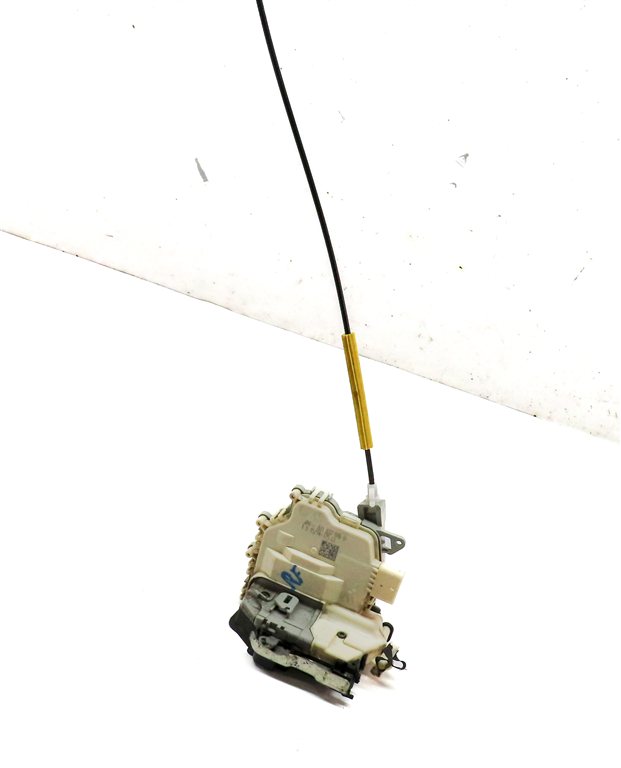 10-23 AUDI / PORSCHE A4 S4 A5 S5 A6 Q3 Q5 Q7 TT 911 RIGHT FRONT DOOR LATCH