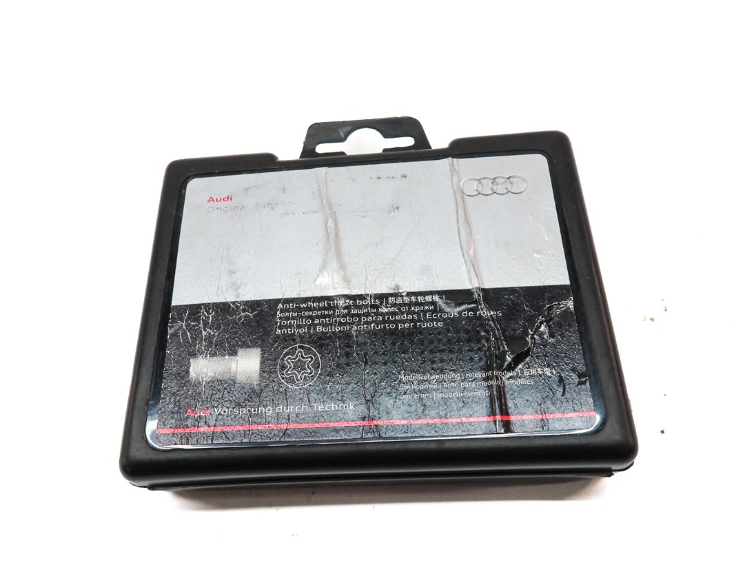 Thumbnail 2: 2014 AUDI Q5 (B8 8R) WHEEL RIM LUG KEY SET w/ CASE