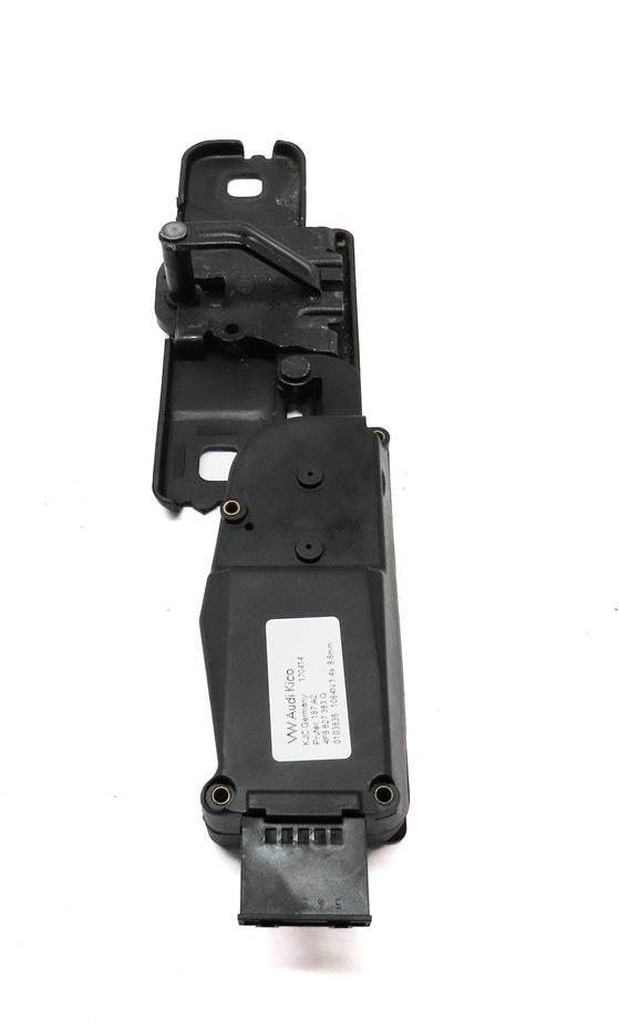 Thumbnail 5: 2014 AUDI Q5 (B8 8R) REAR CARGO LIFTGATE TRUNK LOWER STRIKER PLATE ACTUATOR
