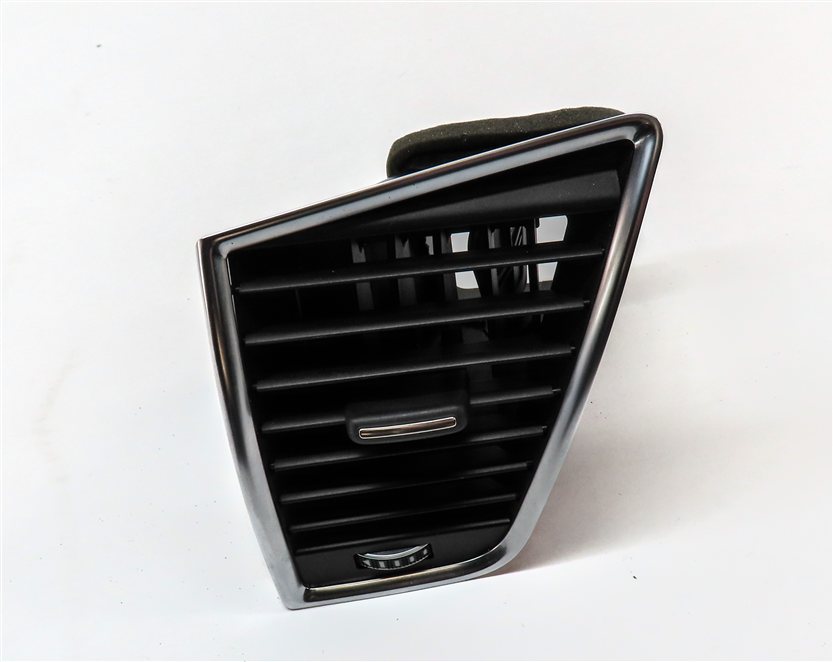 Thumbnail 2: 2014 AUDI Q5 (B8 8R) FRONT LEFT DRIVER DASH HEAT AIR AC HVAC VENT (BLACK)