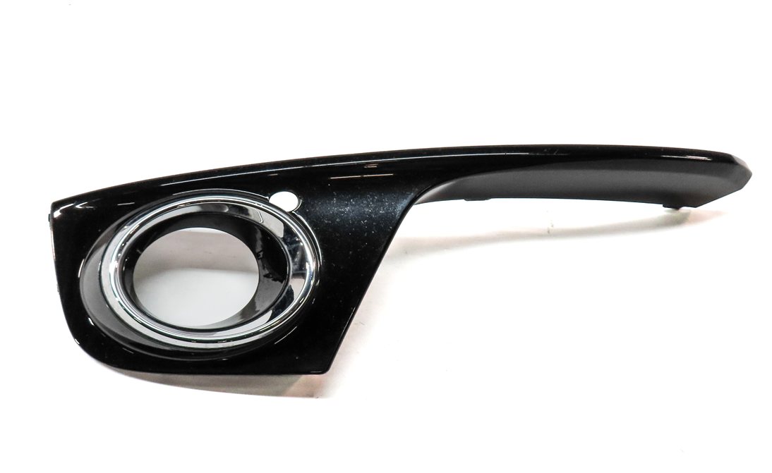 Thumbnail 2: 2013-2016 AUDI Q5 (B8 8R) FRONT LEFT DRIVER LOWER FOGLIGHT GRILLE TRIM (BLACK)