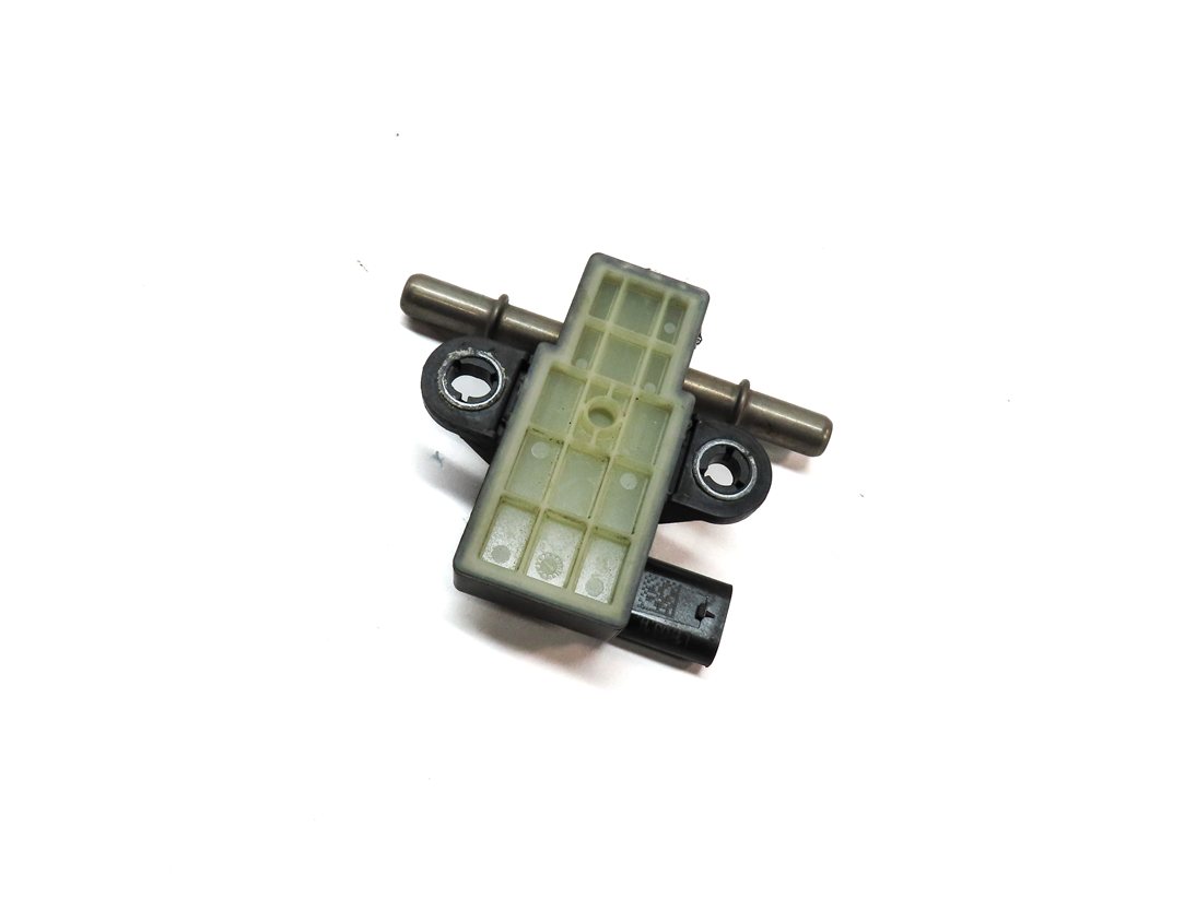 2014 AUDI Q5 (B8 8R) 2.0L TURBO (CPMB) ENGINE FLEX FUEL CONTROL MODULE