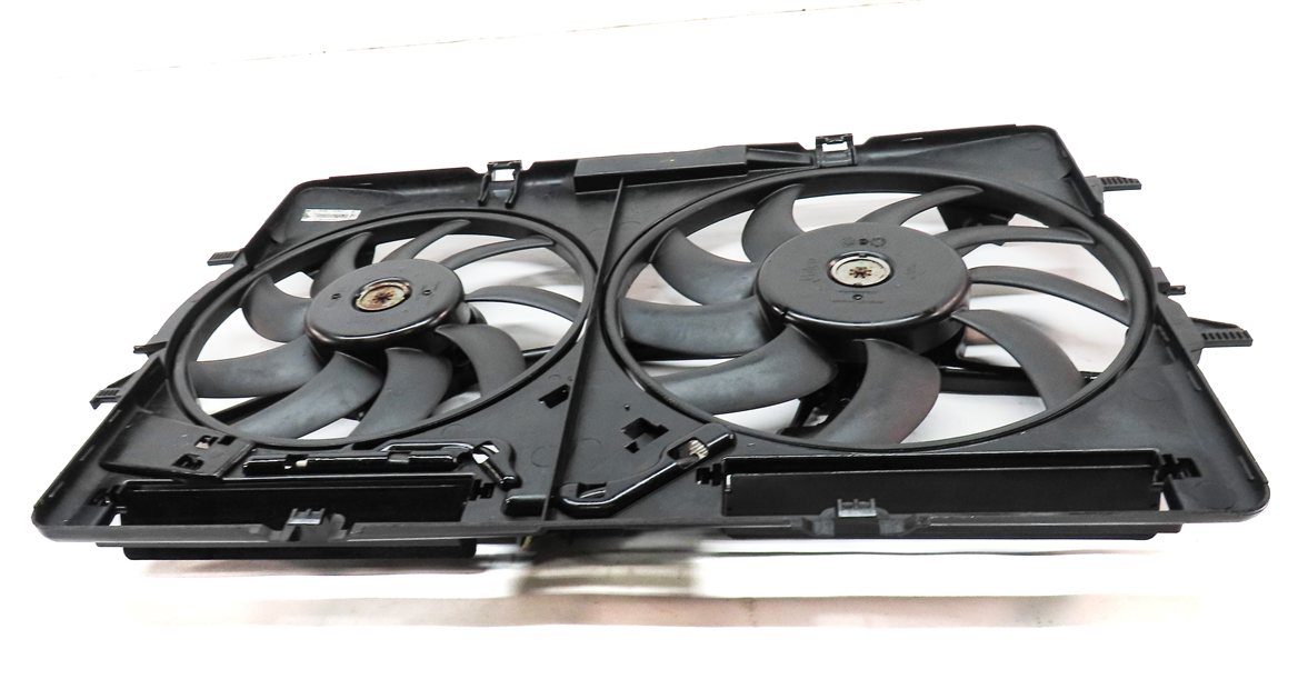 Thumbnail 2: 09-17 AUDI A4 A5 Q5 S4 (B8 8T 8R) 2.0L 3.0L 3.2L RADIATOR COOLING FAN w/ SHROUD