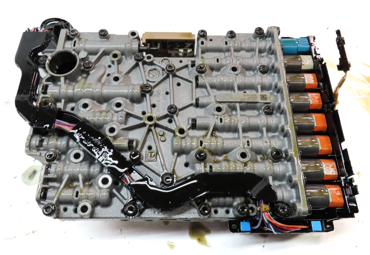 Thumbnail 5: 2014-2016 AUDI Q5 (B8 8R) 2.0L TURBO AUTO TRANSMISSION VALVE BODY w/ MECHATRONIC