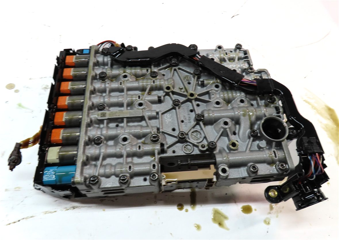 Thumbnail 6: 2014-2016 AUDI Q5 (B8 8R) 2.0L TURBO AUTO TRANSMISSION VALVE BODY w/ MECHATRONIC