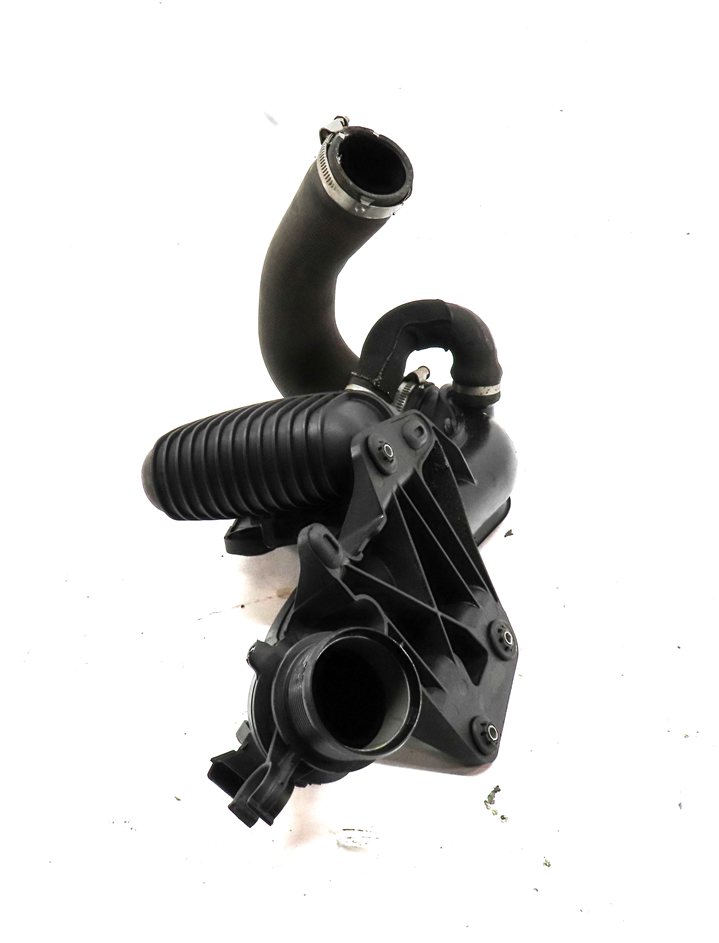 Thumbnail 4: 14 AUDI Q5 (B8 8R) 2.0L TURBO (CPMB) INTERCOOLER PRESSURE HOSE PIPE w/MAP SENSOR
