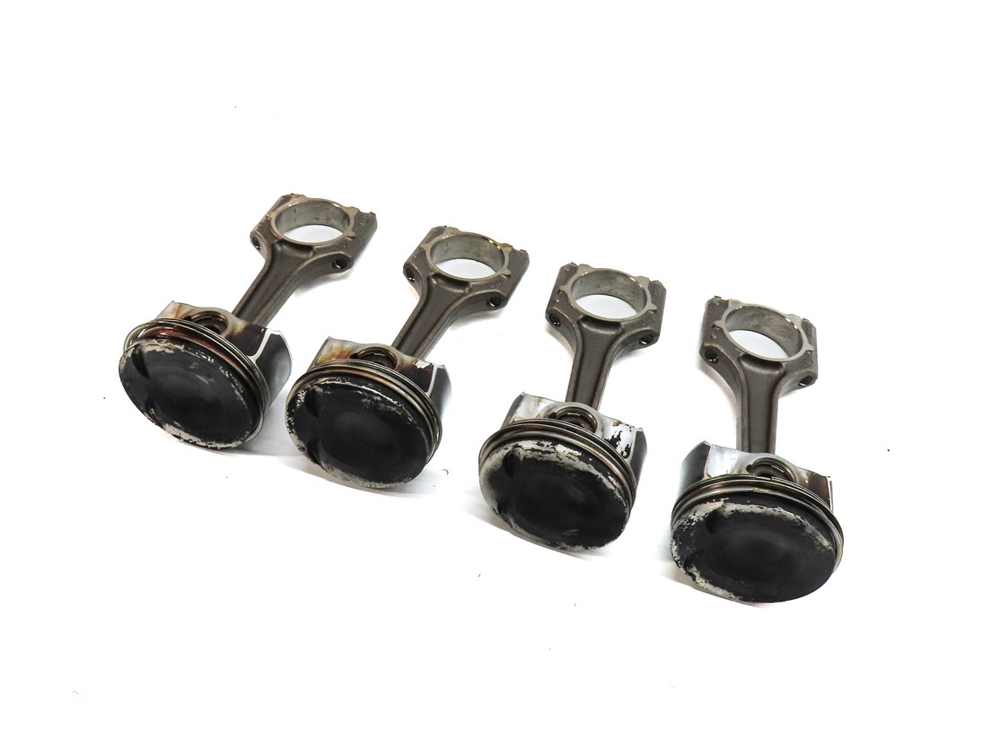 11-18 VW AUDI - A3 A4 A5 A6 Q5 TT BEETLE JETTA TIGUAN - 2.0L TURBO PISTON SET4