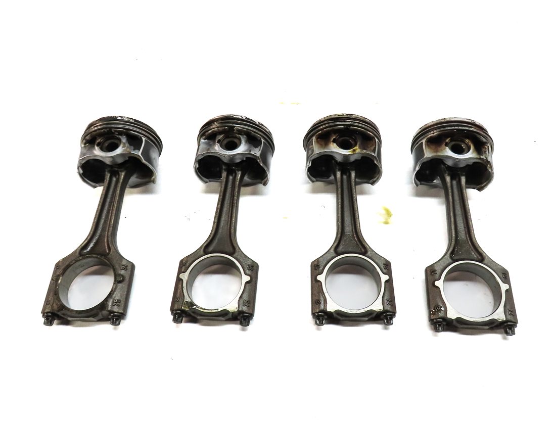 Thumbnail 4: 11-18 VW AUDI - A3 A4 A5 A6 Q5 TT BEETLE JETTA TIGUAN - 2.0L TURBO PISTON SET4