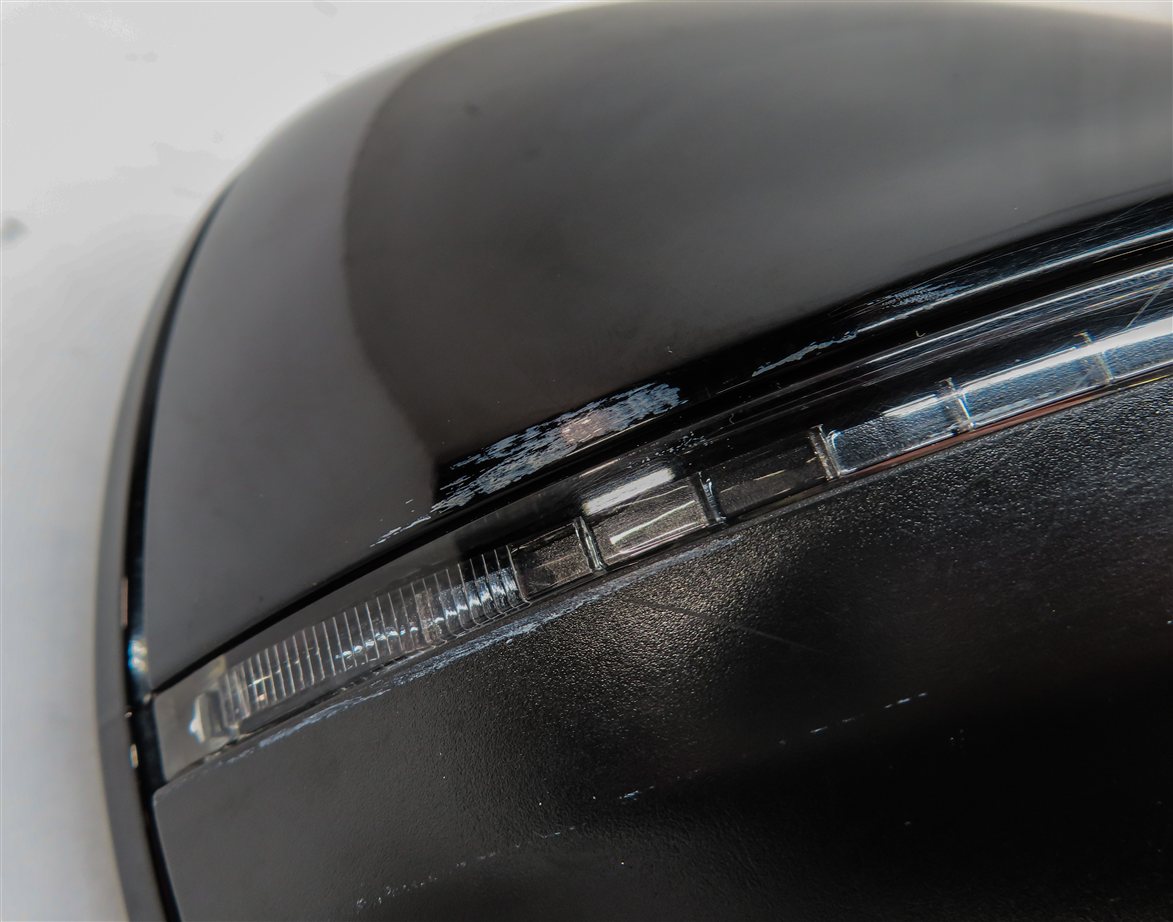 Thumbnail 8: 09-14 AUDI Q5 (8R) RIGHT P-FOLD HEAT AUTODIM MEMORY DOOR MIRROR w/ LIGHT (BLACK)