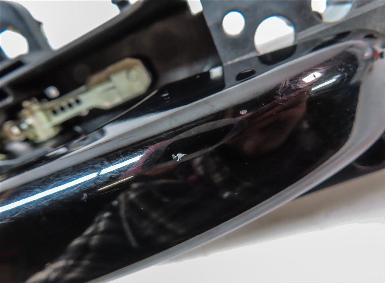 Thumbnail 7: 09-17 AUDI A4 S4 Q5 ALLROAD (B8 8K 8R) FRONT LEFT KEYLESS DOOR HANDLE (BLACK)