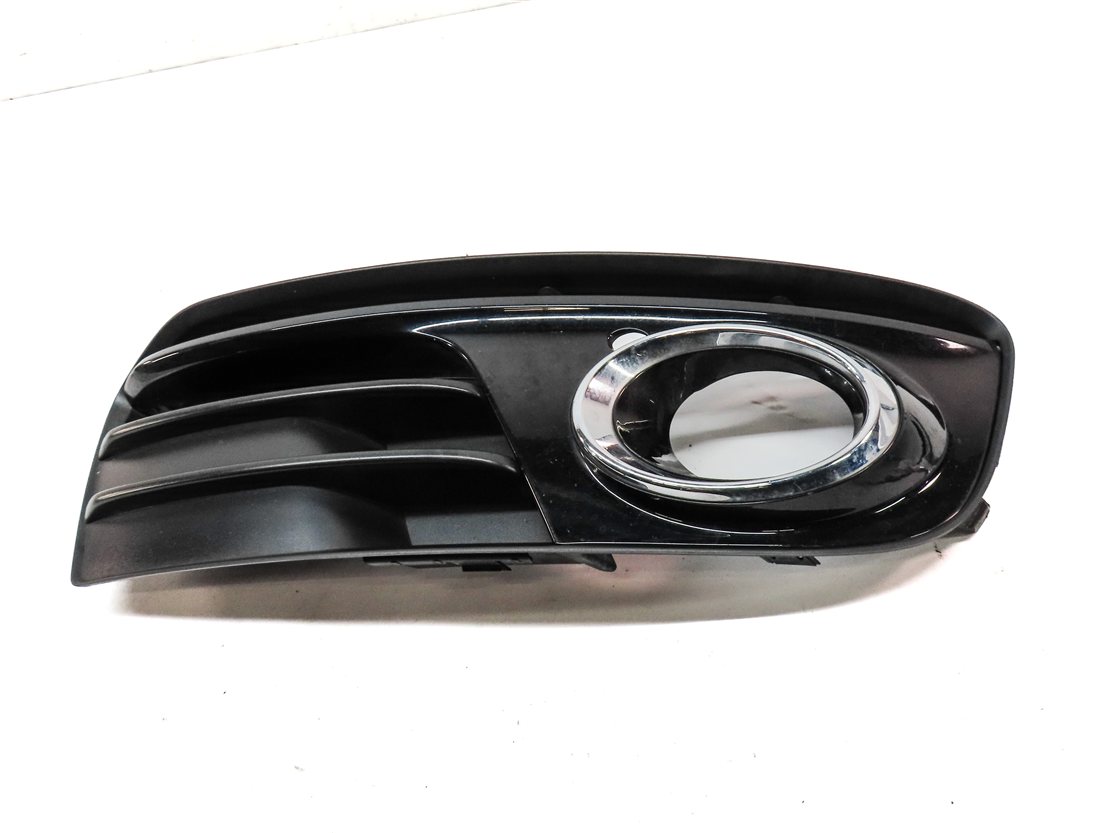 Thumbnail 2: 13-16 AUDI Q5 (B8 8R) RIGHT FRONT PASSENGER FOGLIGHT LIGHT GRILLE TRIM (BLACK)