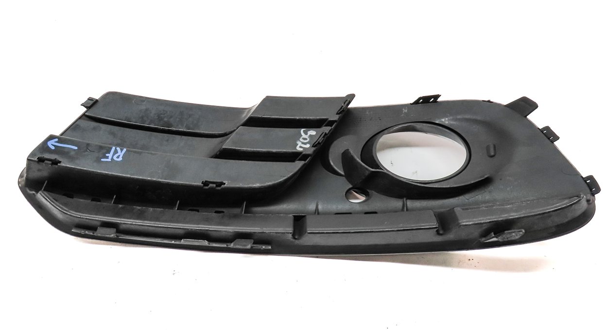 Thumbnail 6: 13-16 AUDI Q5 (B8 8R) RIGHT FRONT PASSENGER FOGLIGHT LIGHT GRILLE TRIM (BLACK)