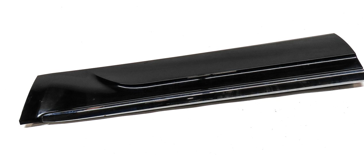 Thumbnail 2: 2014 AUDI Q5 (B8 8R) REAR LEFT EXTERIOR LOWER DOOR TRIM MOULDING (BLACK)