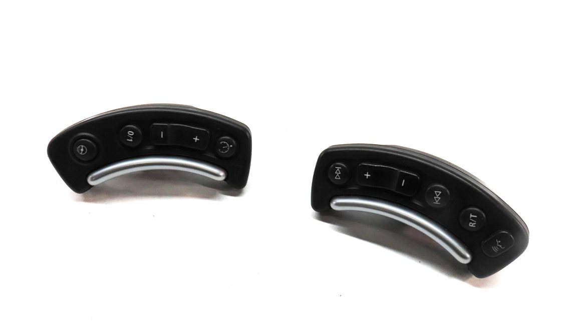 2007 LAND RANGE ROVER (L322) STEERING WHEEL OPTION MEDIA CONTROL BUTTON SET/2