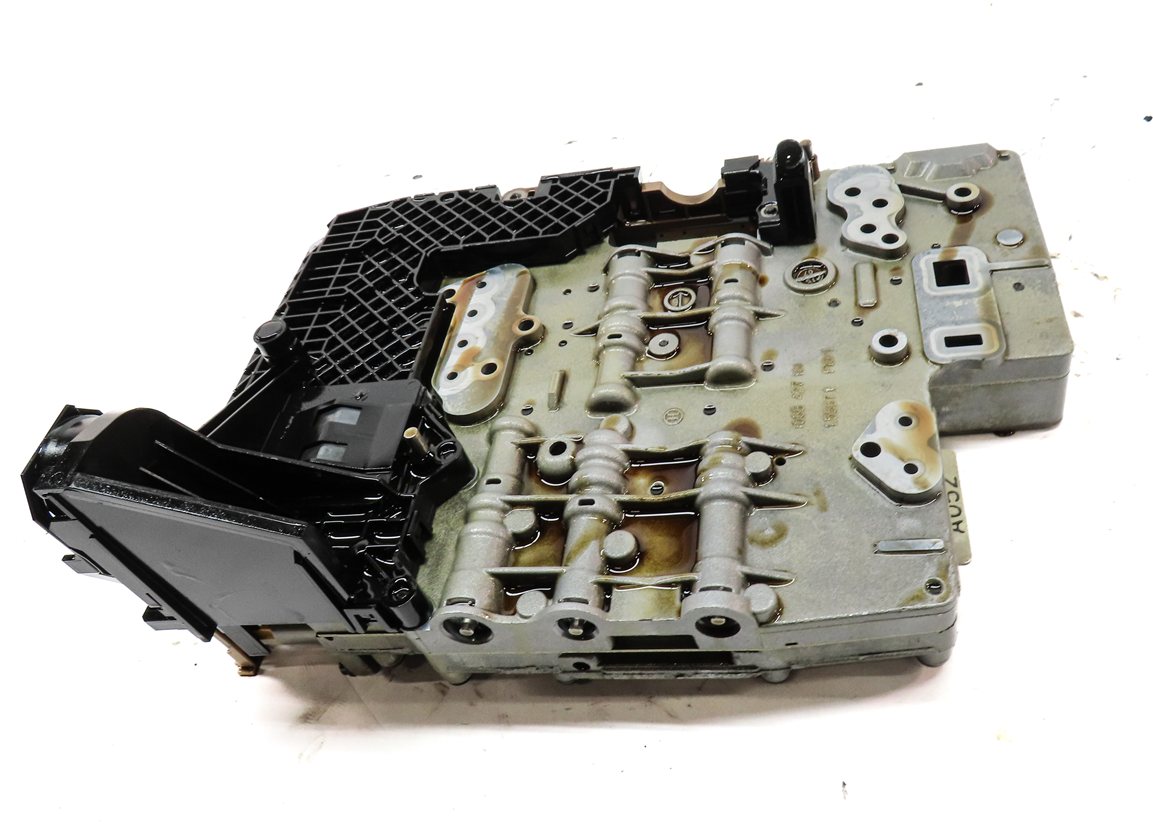 Thumbnail 2: 2006-2009 RANGE ROVER SPORT (L320 L322) 4.2L 6HP-26 AUTO TRANSMISSION VALVE BODY