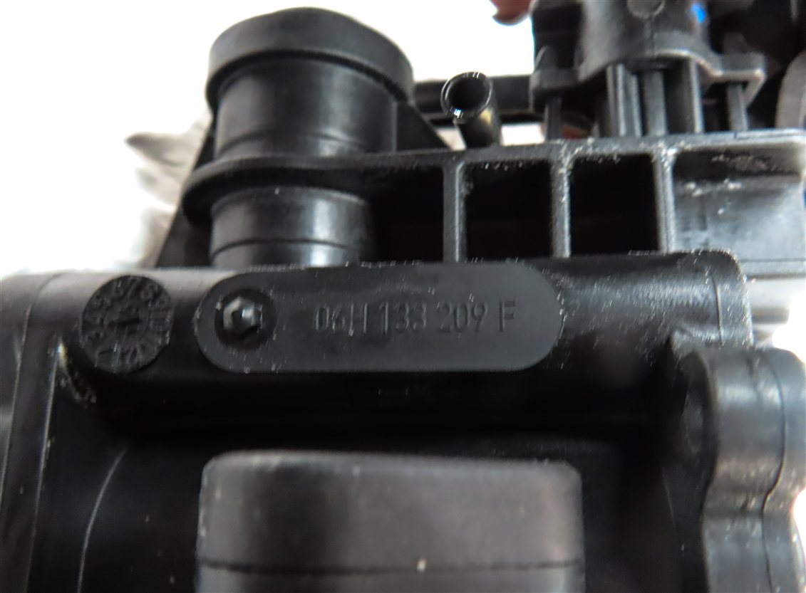 Thumbnail 10: 2007 LAND RANGE ROVER (L322) 4.2L SUPER ENGINE LOWER INTAKE MANIFOLD