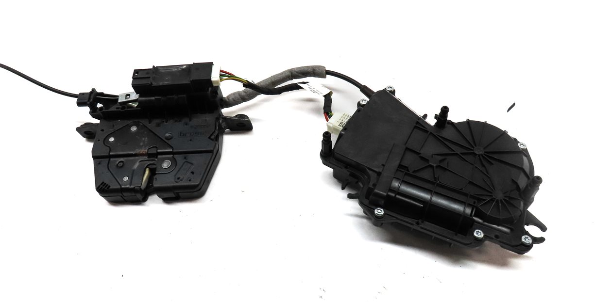 Thumbnail 4: 2011 BMW 535XiGT (F07) REAR TRUNK HATCH LID LOWER LOCK LATCH ACTUATOR