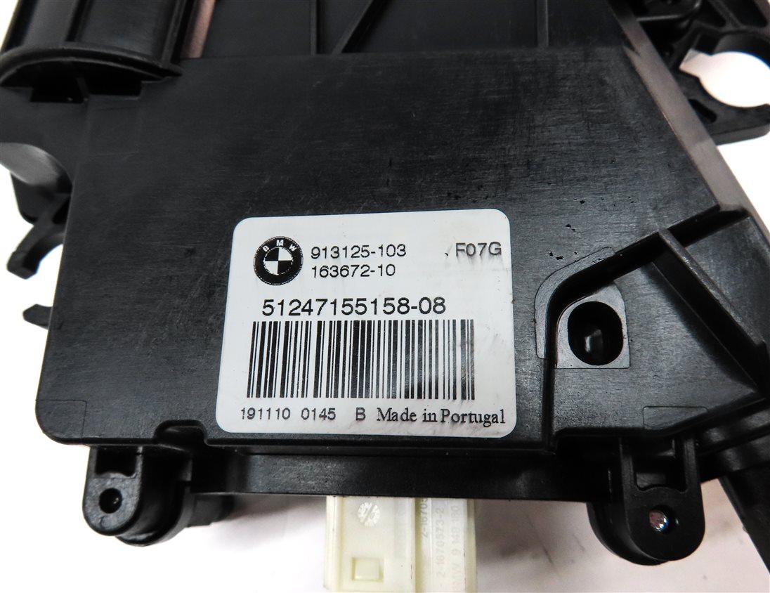 Thumbnail 7: 2011 BMW 535XiGT (F07) REAR TRUNK HATCH LID LOWER LOCK LATCH ACTUATOR