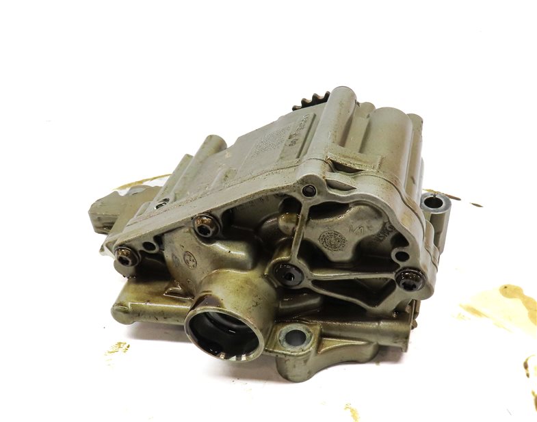 Thumbnail 4: 2011 BMW 535XiGT (F07) 3.0T (N55) ENGINE MOTOR OIL FLUID PUMP