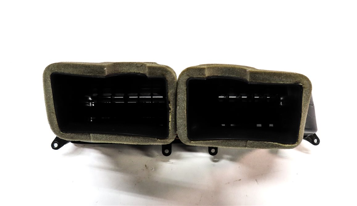 Thumbnail 4: 2011 BMW 535XiGT (F07) FRONT CENTER DASH HEAT AIR AC DUAL VENT w/HAZARD (BLACK)