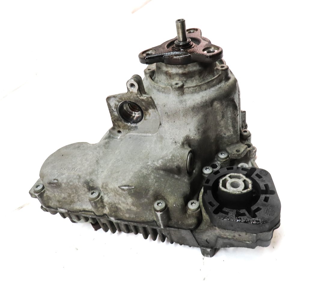 Thumbnail 4: 2010-2012 BMW 535i 550i GT 750i B7 (F01 F07 F10) AWD X-DRIVE FRONT TRANSFER CASE