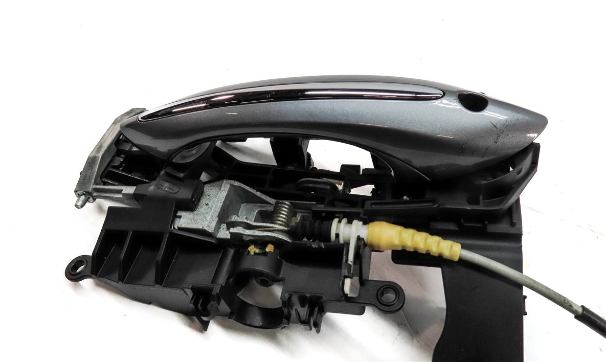 Thumbnail 4: 2010-2017 BMW 535iGT 550iGT (F07) LEFT FRONT COMFORT ACCESS DOOR HANDLE (GREY)