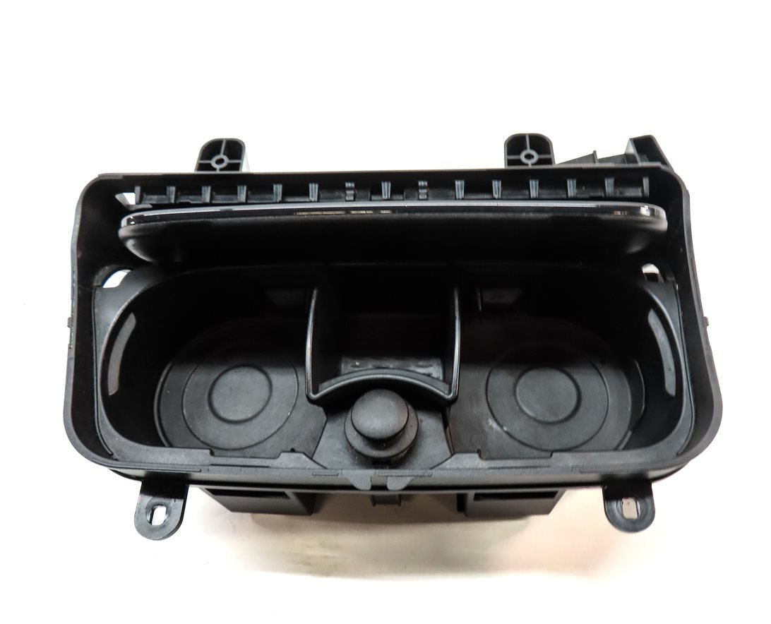 Thumbnail 7: 2011 BMW 535XiGT (F07) FRONT CENTER CONSOLE SLIDE OPEN CUPHOLDER w/12V SOCKET