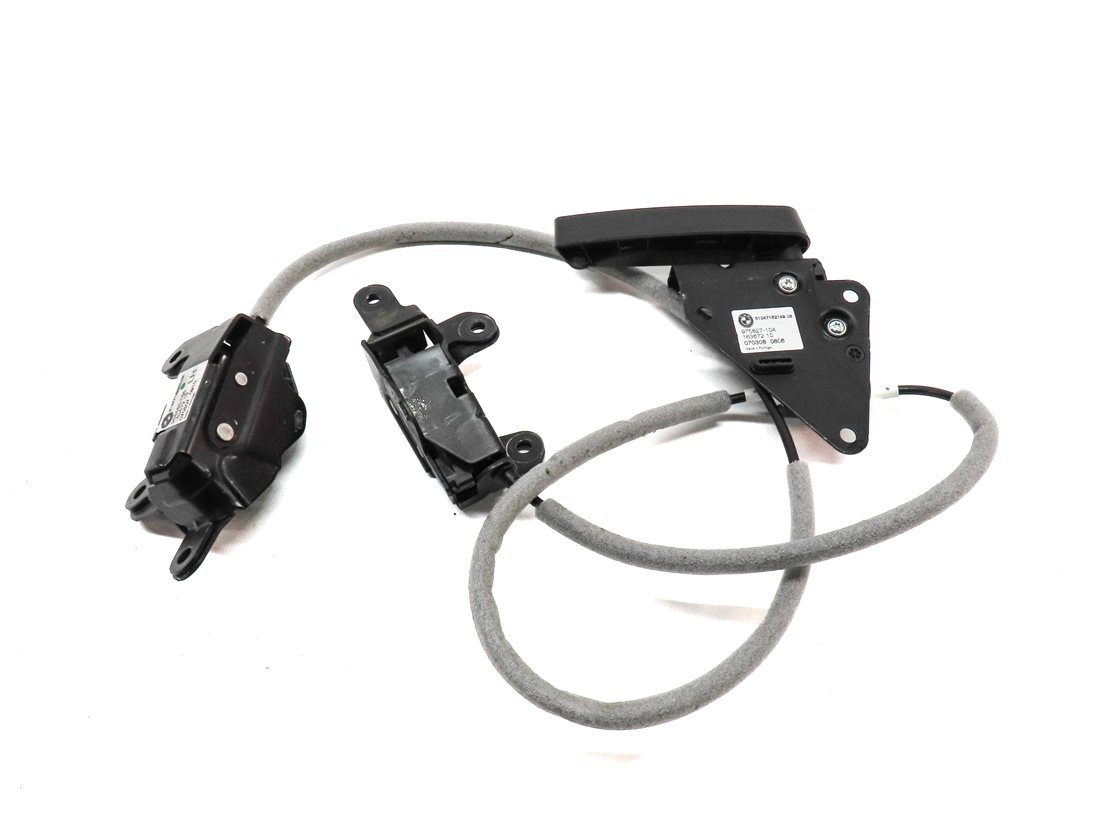 Thumbnail 4: 2012 BMW X5 (E70) REAR LEFT & RIGHT TRUNK TAILGATE LOCK LATCH w/ RELEASE LEVER