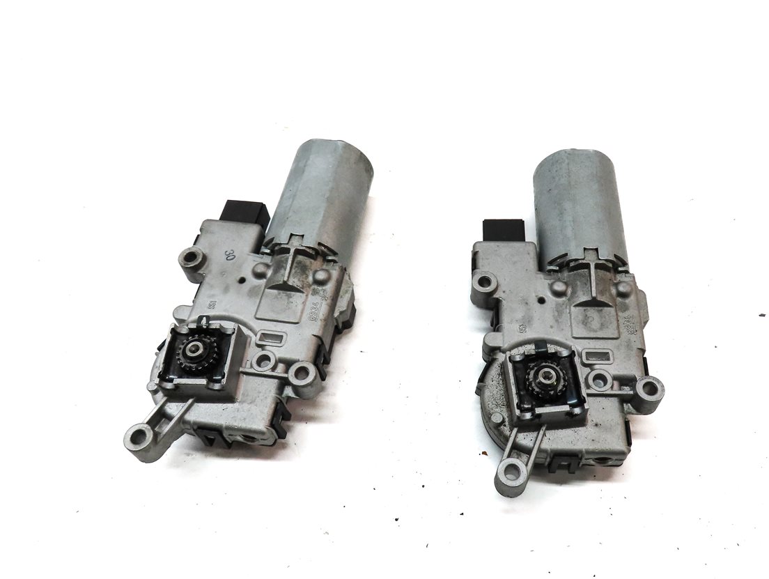 Thumbnail 4: 04-13 BMW X5 E53 E70 04-11 X3 (F25) PANORAMIC GLASS SUNROOF SUN ROOF MOTOR SET 2