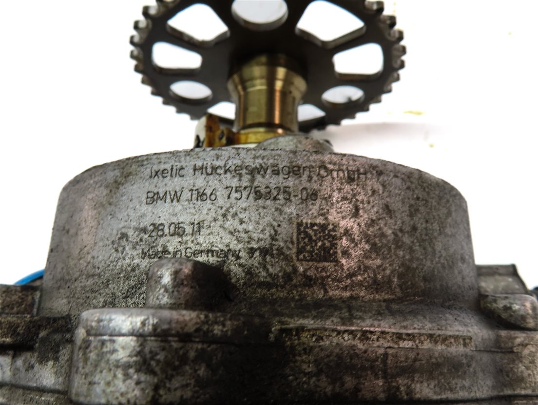 Thumbnail 6: 10-12 BMW 135i 335i 535i 640i X3 X5 X6 (E87 E90 E70) 3.0L N55 BRAKE VACUUM PUMP