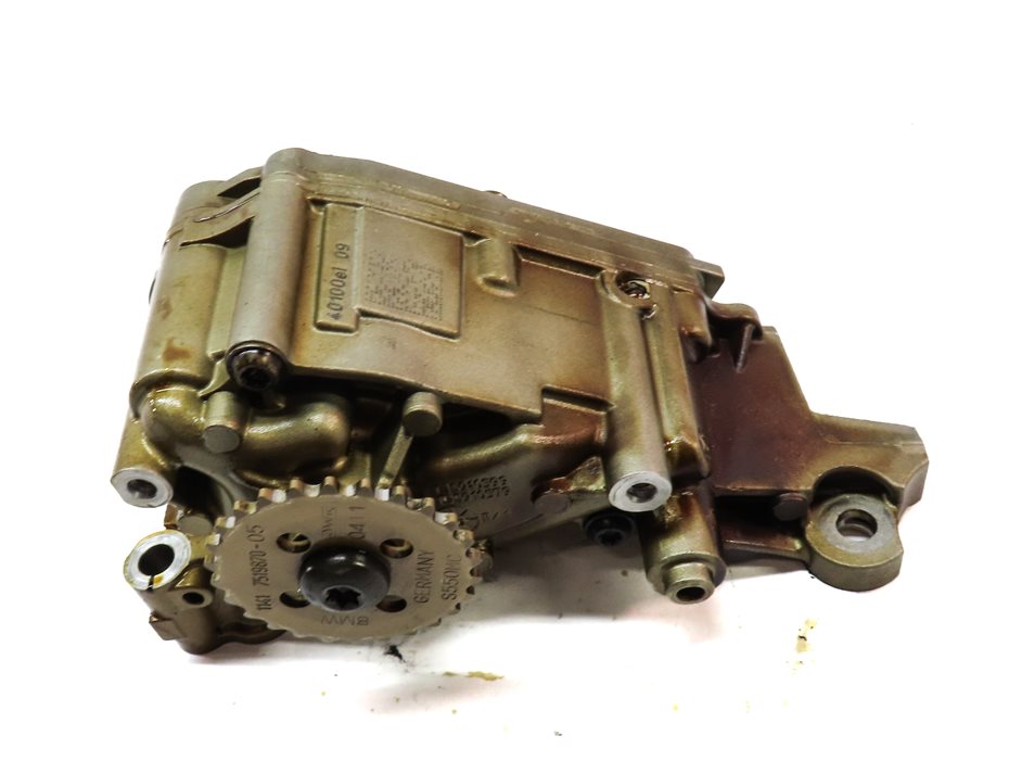 Thumbnail 2: 2012 BMW X5 (E70) 3.0T (N55) ENGINE MECHANICAL OIL PUMP