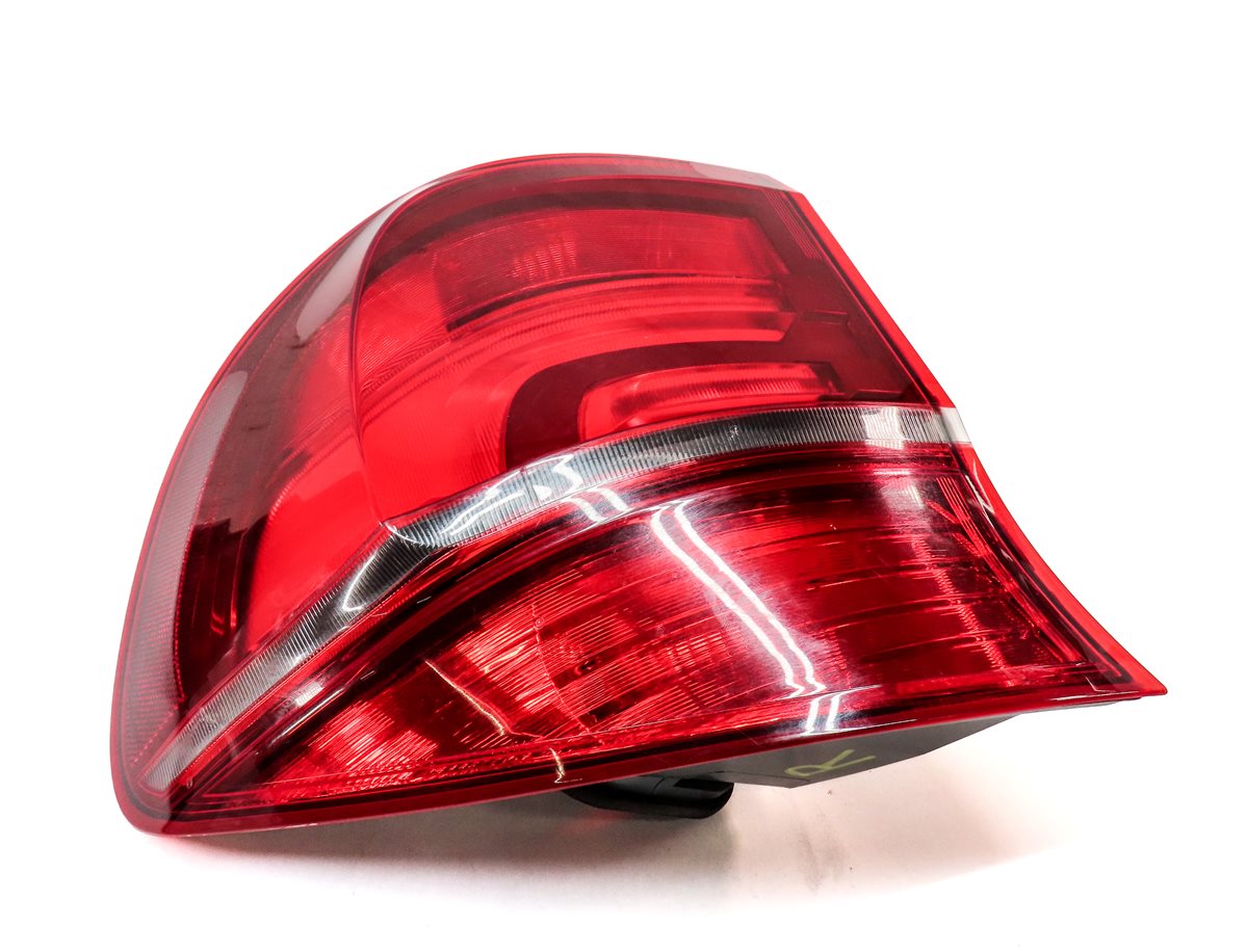 Thumbnail 4: 2011-2013 BMW X5 X5M (E70) RIGHT PASSENGER REAR OUTER TAILLIGHT BRAKE LIGHT LAMP