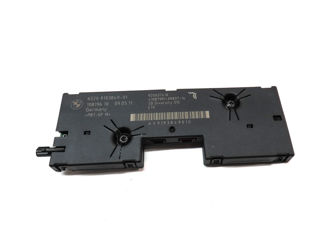 Thumbnail 2: 2012 BMW X5 (E70) ANTENNA DIVERSITY AMPLIFIER AMP