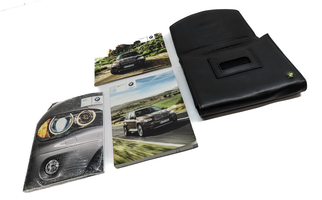 Thumbnail 3: 2012 BMW X5 (E70) OWNERS MANUAL BOOK BOOKLET SET 3 w/ CARRYING CASE