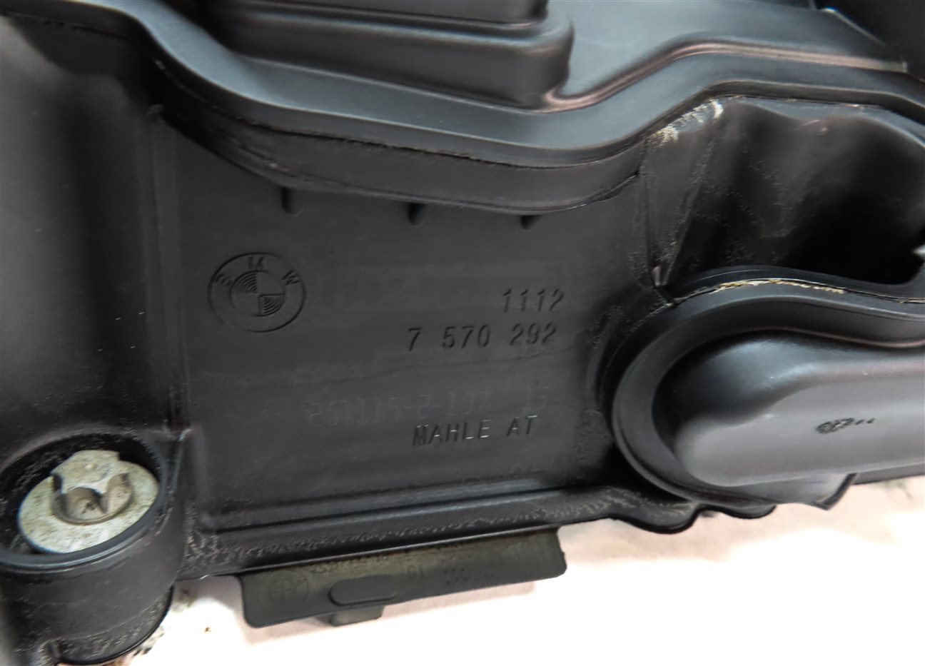 Thumbnail 8: 2011-2019 1/2/3/4/5/6/7/X1/X3/X4/5/X6 - 3.0L MOTOR N55 TURBO ENGINE VALVE COVER