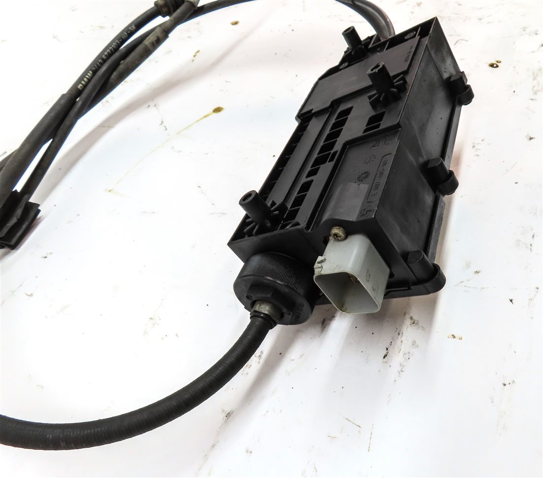Thumbnail 6: 2012 BMW X5 (E70) EMERGENCY HILL PARKING E-BRAKE ACTUATOR w/ CABLES