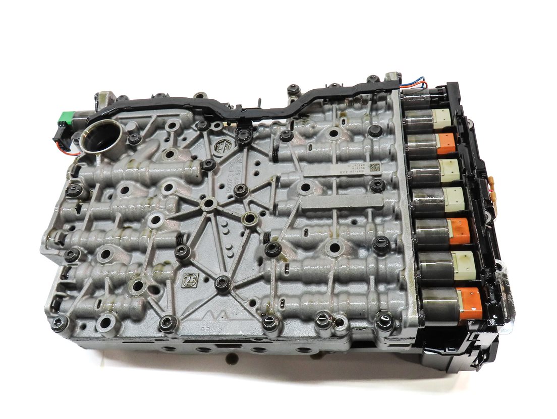 Thumbnail 5: 11-13 BMW X5 X6 (E70 E71) 3.0L TURBO 8HP-45 AUTOMATIC TRANSMISSION VALVE BODY
