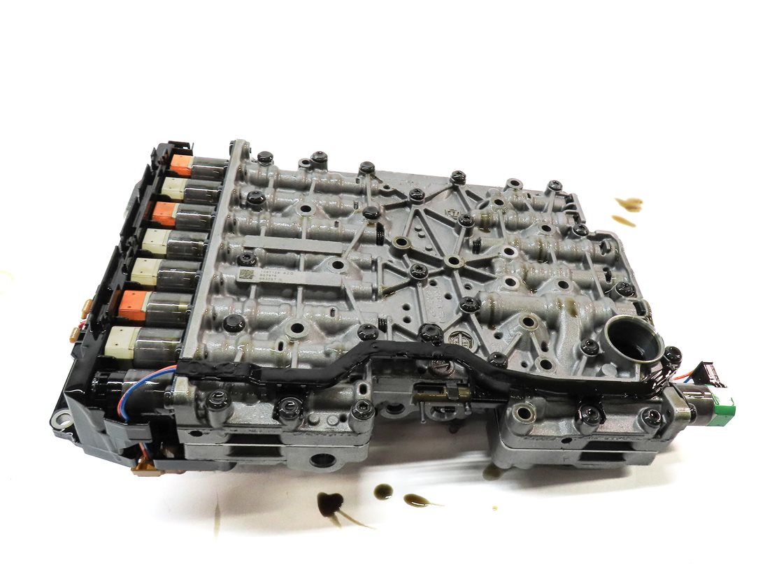 Thumbnail 6: 11-13 BMW X5 X6 (E70 E71) 3.0L TURBO 8HP-45 AUTOMATIC TRANSMISSION VALVE BODY