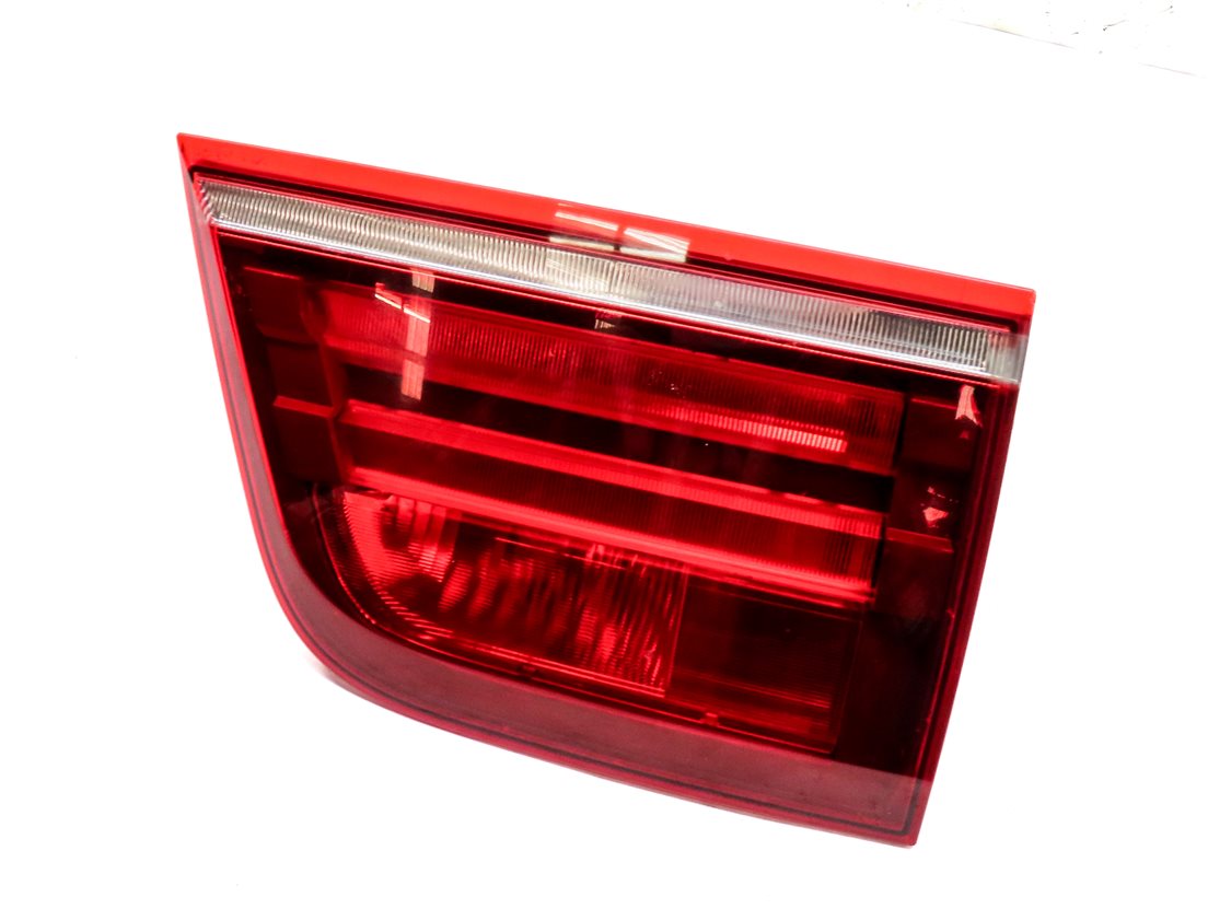 Thumbnail 1: 11-13 BMW X5 X5M (E70) RIGHT PASSENGER INNER TAILLIGHT LIGHT LAMP (INCANDESCENT)