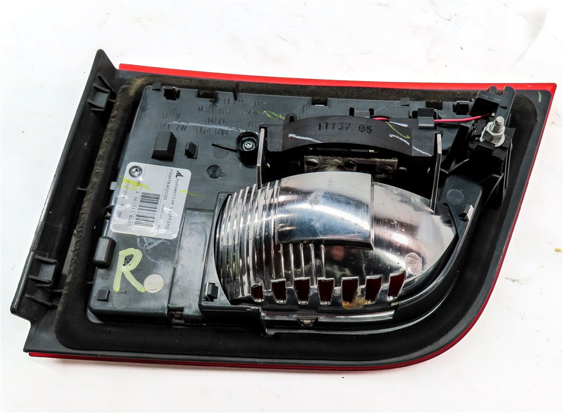 Thumbnail 5: 11-13 BMW X5 X5M (E70) RIGHT PASSENGER INNER TAILLIGHT LIGHT LAMP (INCANDESCENT)