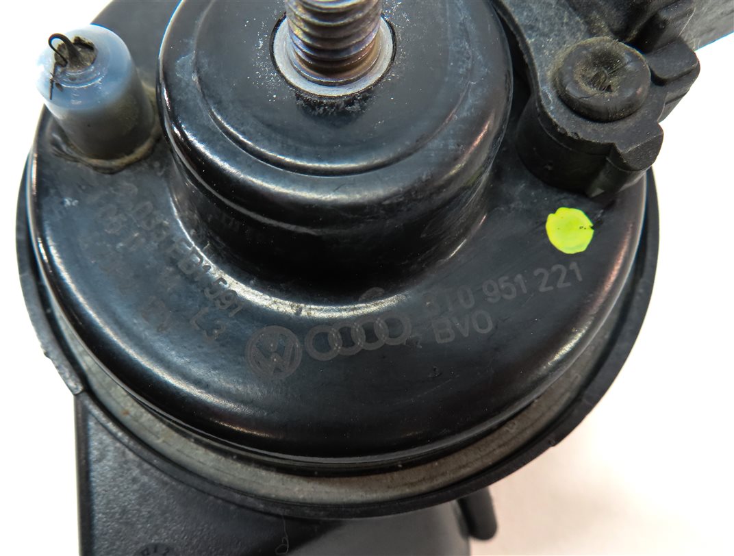 Thumbnail 5: 2008-2017 AUDI A4 A5 S4 S5 Q5 (B8 8K 8R 8T) HIGH & LOW TONE SAFETY HORN SET